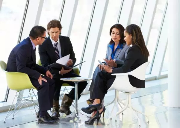 企業內訓方案如何從他行挖到優質客戶